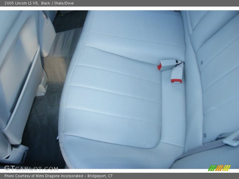 Black / Shale/Dove 2005 Lincoln LS V8