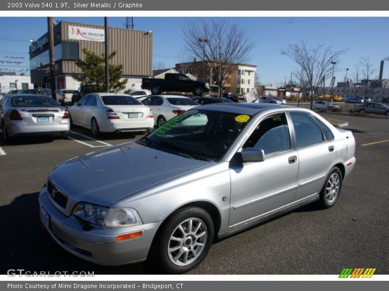 Silver Metallic / Graphite 2003 Volvo S40 1.9T