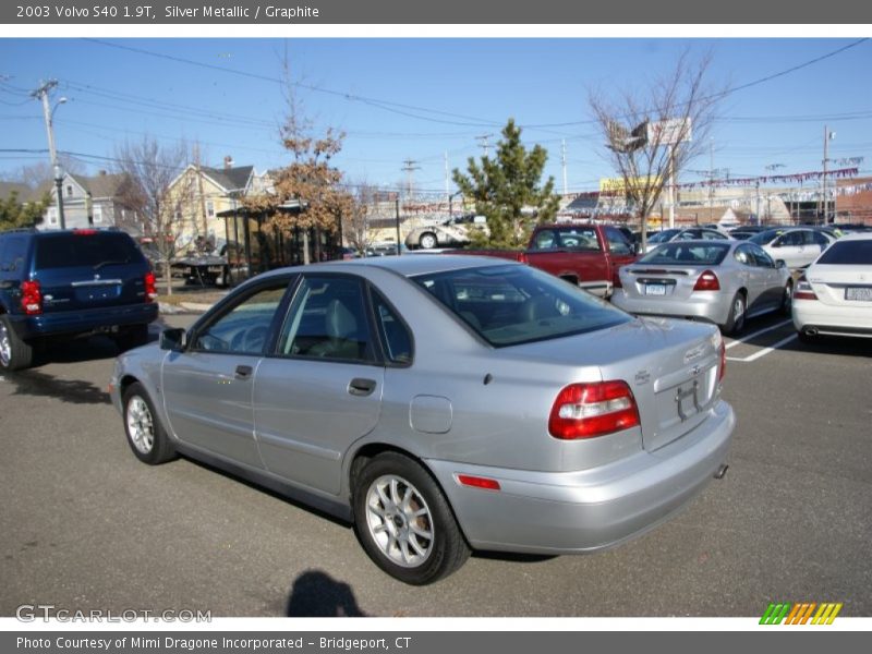 Silver Metallic / Graphite 2003 Volvo S40 1.9T