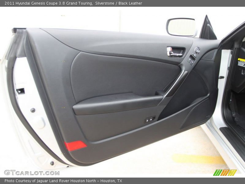 Door Panel of 2011 Genesis Coupe 3.8 Grand Touring