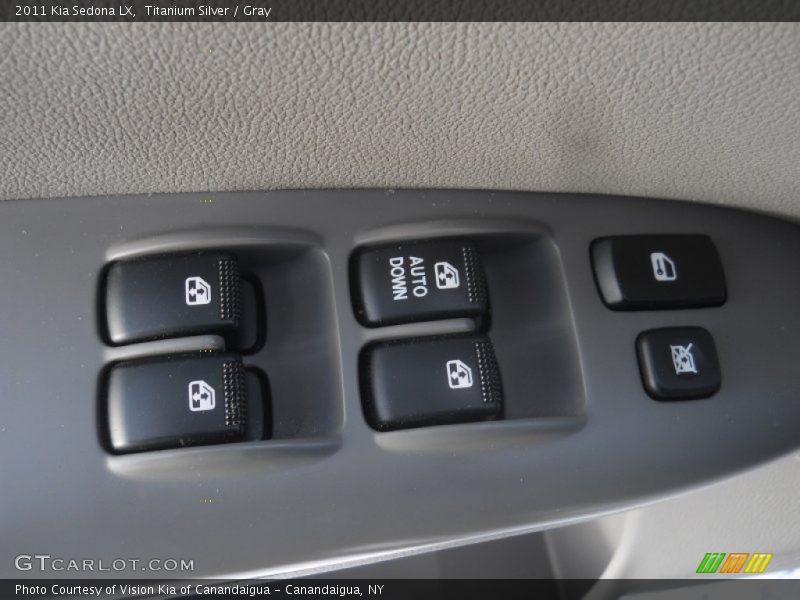 Titanium Silver / Gray 2011 Kia Sedona LX