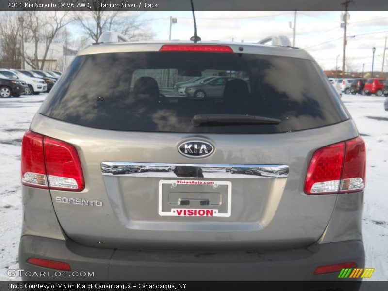 Titanium Silver / Black 2011 Kia Sorento LX V6 AWD