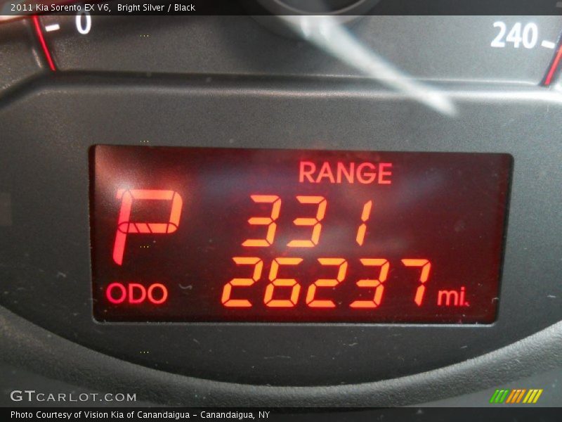 Bright Silver / Black 2011 Kia Sorento EX V6