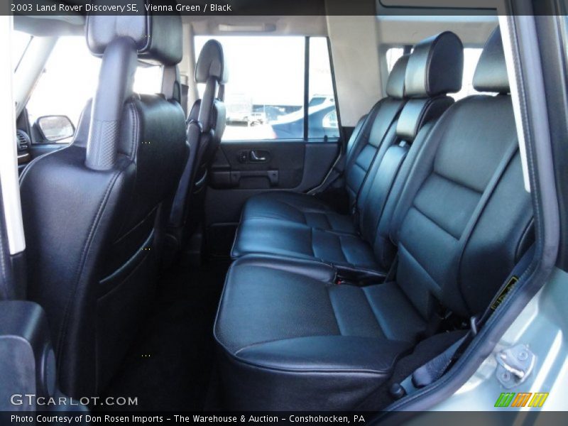 Vienna Green / Black 2003 Land Rover Discovery SE