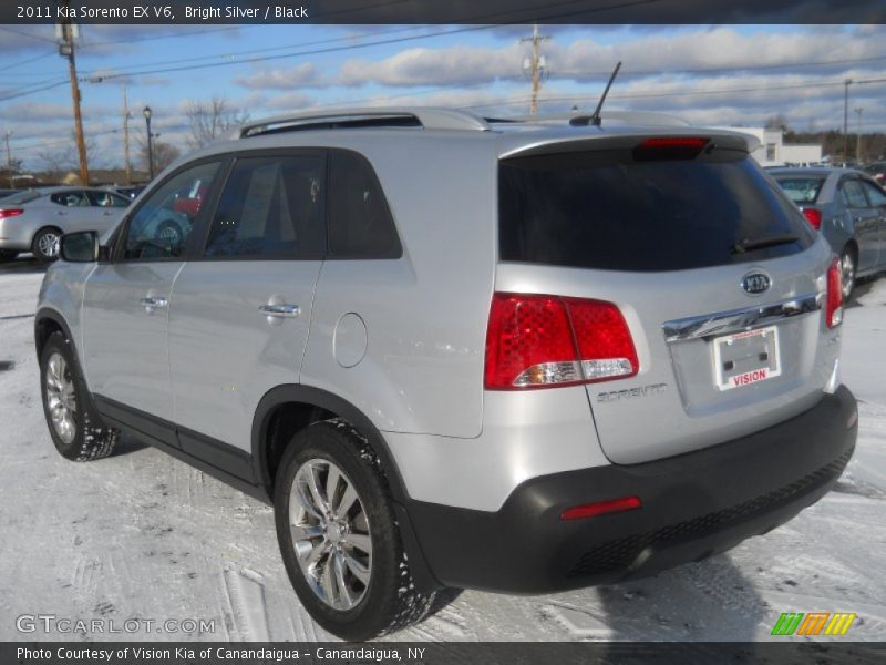 Bright Silver / Black 2011 Kia Sorento EX V6