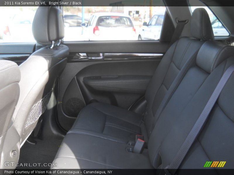 Bright Silver / Black 2011 Kia Sorento EX V6