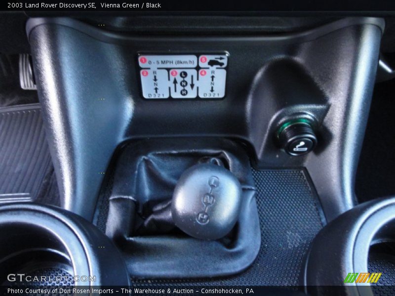 Vienna Green / Black 2003 Land Rover Discovery SE