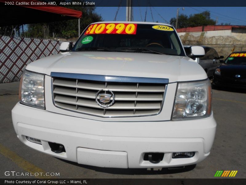 Aspen White / Shale 2002 Cadillac Escalade AWD