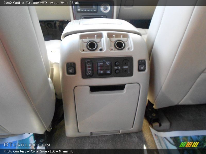 Aspen White / Shale 2002 Cadillac Escalade AWD