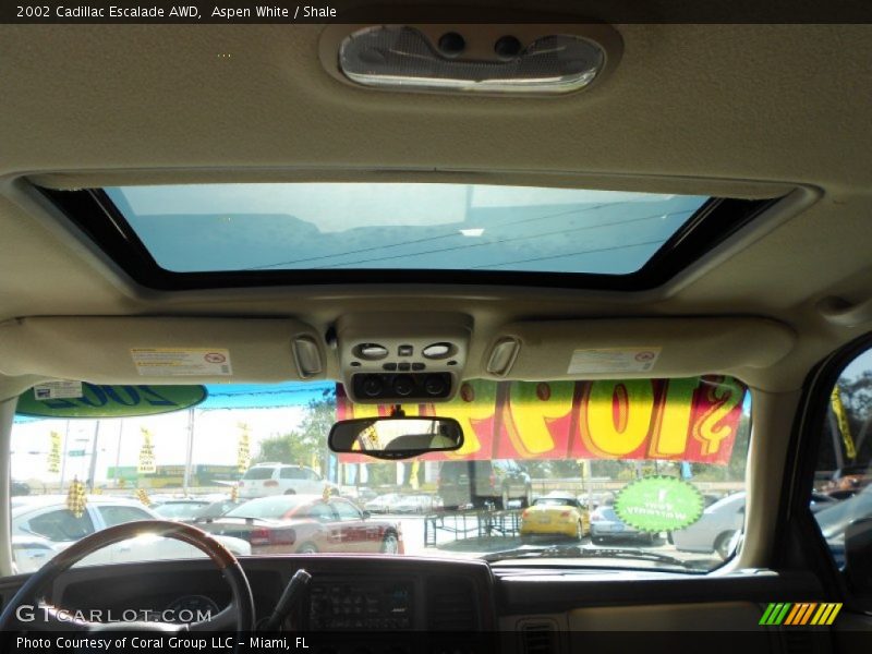 Aspen White / Shale 2002 Cadillac Escalade AWD