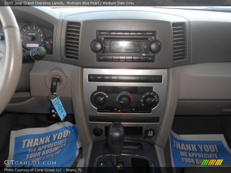 Midnight Blue Pearl / Medium Slate Gray 2005 Jeep Grand Cherokee Laredo