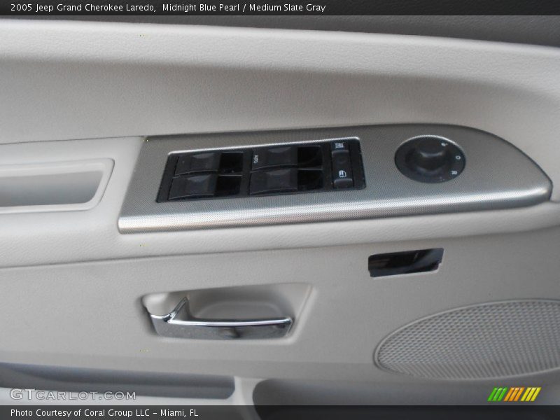 Midnight Blue Pearl / Medium Slate Gray 2005 Jeep Grand Cherokee Laredo