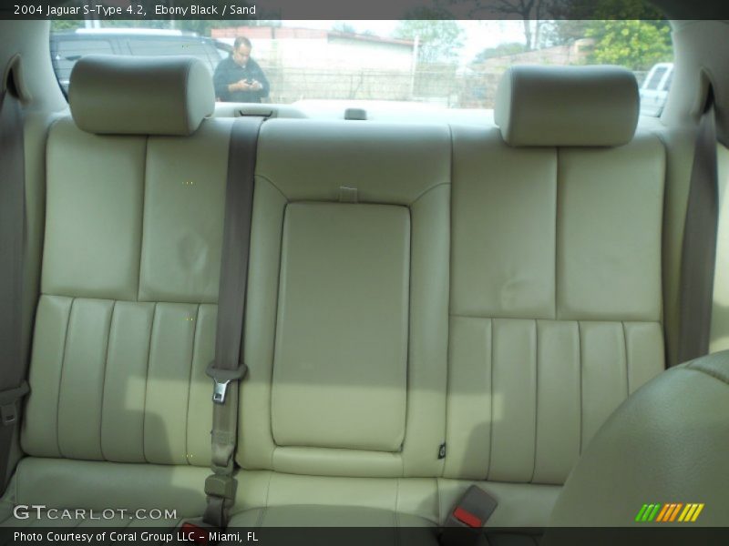 Ebony Black / Sand 2004 Jaguar S-Type 4.2
