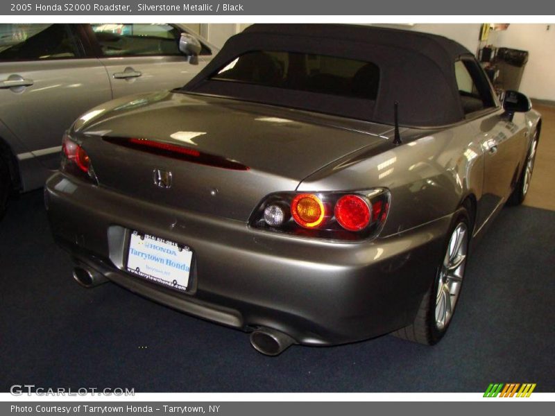 Silverstone Metallic / Black 2005 Honda S2000 Roadster