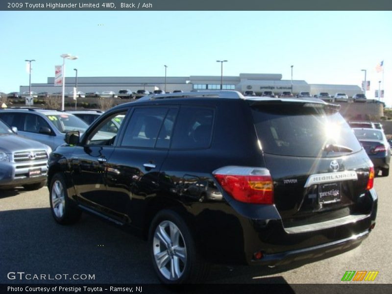 Black / Ash 2009 Toyota Highlander Limited 4WD