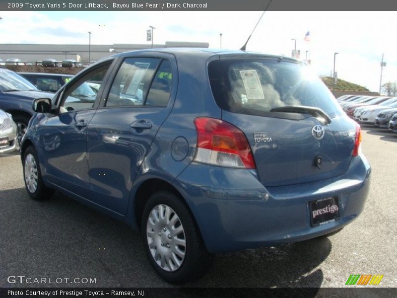 Bayou Blue Pearl / Dark Charcoal 2009 Toyota Yaris 5 Door Liftback