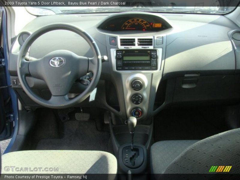 Dashboard of 2009 Yaris 5 Door Liftback