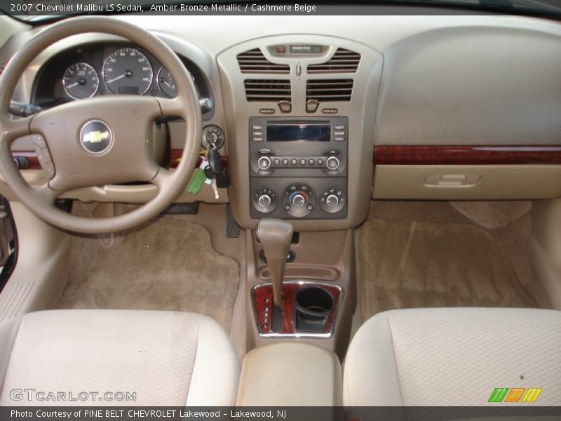 Dashboard of 2007 Malibu LS Sedan