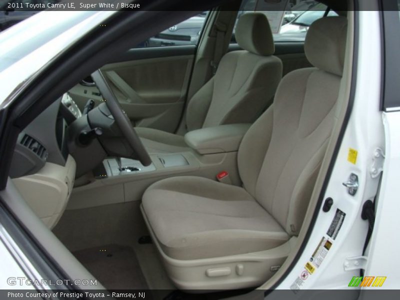 Super White / Bisque 2011 Toyota Camry LE