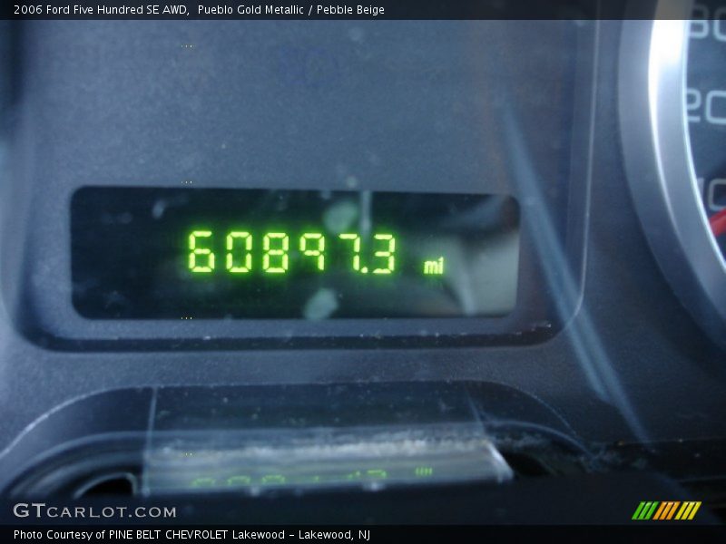 Pueblo Gold Metallic / Pebble Beige 2006 Ford Five Hundred SE AWD