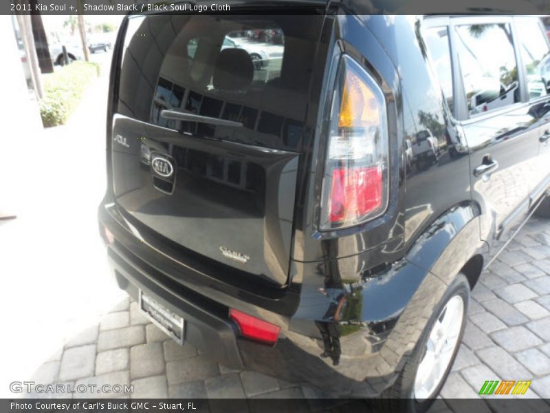 Shadow Black / Black Soul Logo Cloth 2011 Kia Soul +