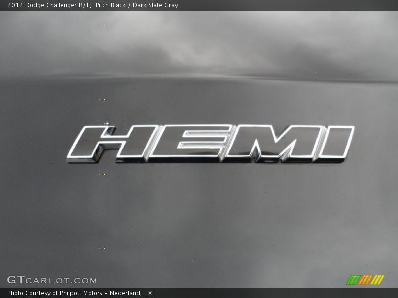 Pitch Black / Dark Slate Gray 2012 Dodge Challenger R/T