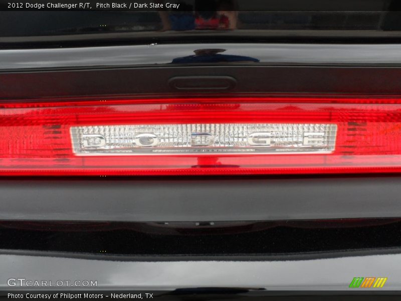 Pitch Black / Dark Slate Gray 2012 Dodge Challenger R/T