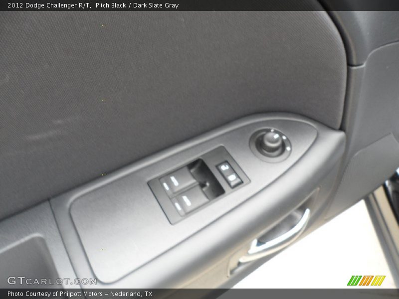 Pitch Black / Dark Slate Gray 2012 Dodge Challenger R/T