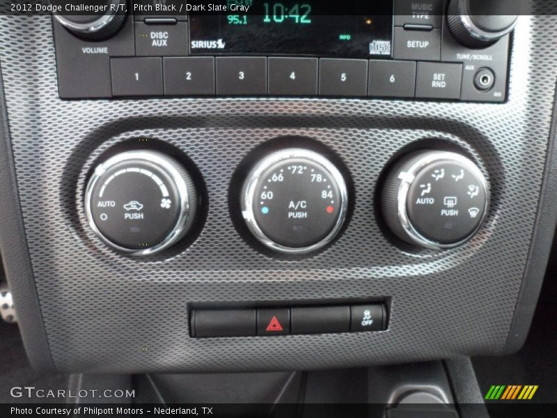 Pitch Black / Dark Slate Gray 2012 Dodge Challenger R/T