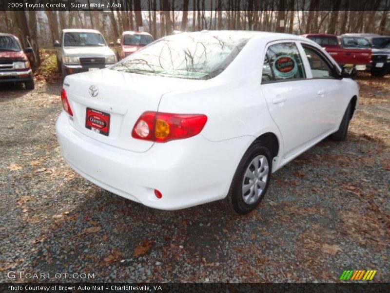 Super White / Ash 2009 Toyota Corolla