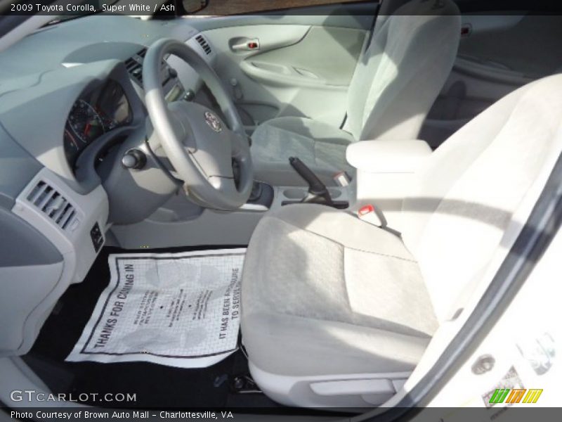Super White / Ash 2009 Toyota Corolla