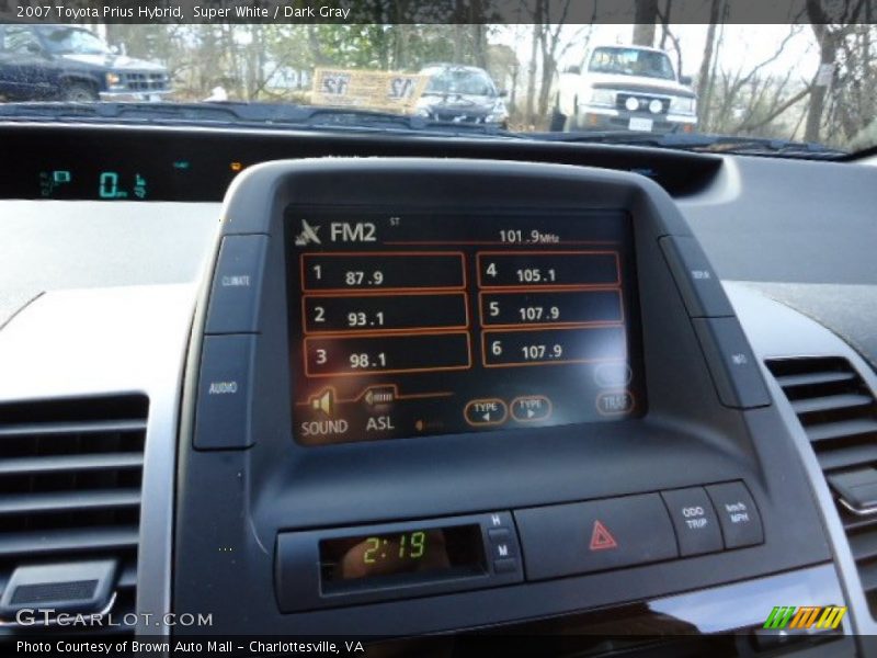 Super White / Dark Gray 2007 Toyota Prius Hybrid