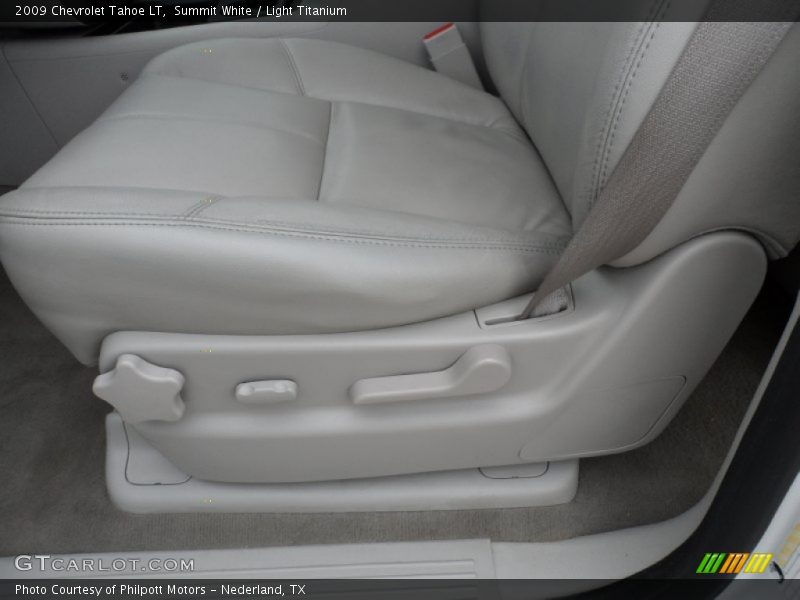 Summit White / Light Titanium 2009 Chevrolet Tahoe LT