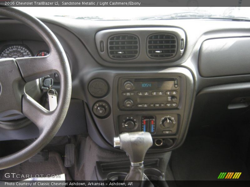 Sandstone Metallic / Light Cashmere/Ebony 2006 Chevrolet TrailBlazer LS
