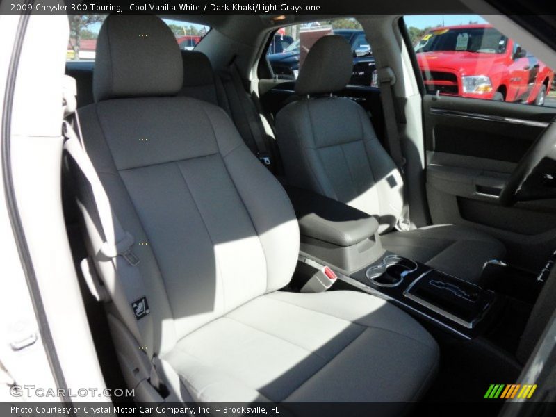 Cool Vanilla White / Dark Khaki/Light Graystone 2009 Chrysler 300 Touring