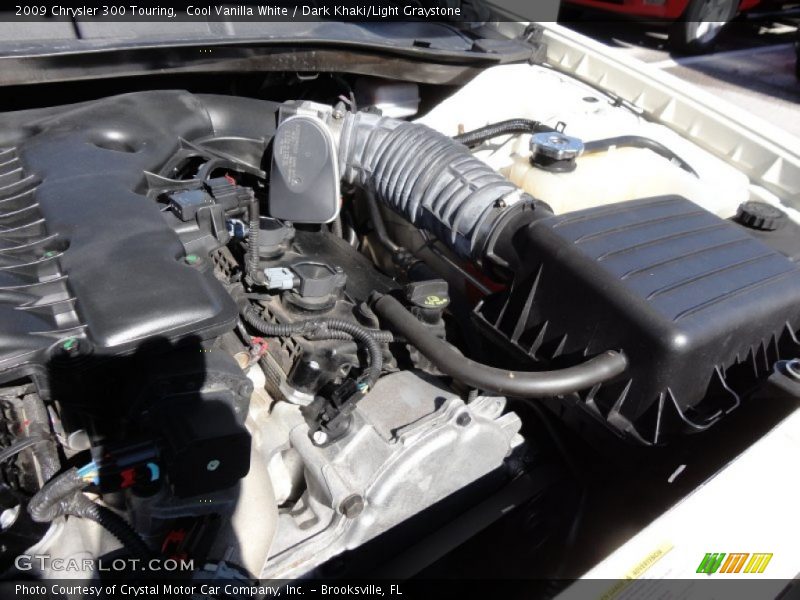 Cool Vanilla White / Dark Khaki/Light Graystone 2009 Chrysler 300 Touring
