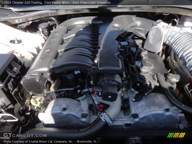 Cool Vanilla White / Dark Khaki/Light Graystone 2009 Chrysler 300 Touring