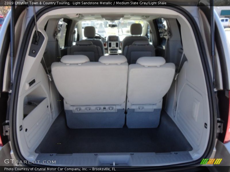  2009 Town & Country Touring Trunk