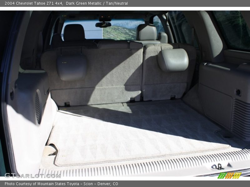 Dark Green Metallic / Tan/Neutral 2004 Chevrolet Tahoe Z71 4x4