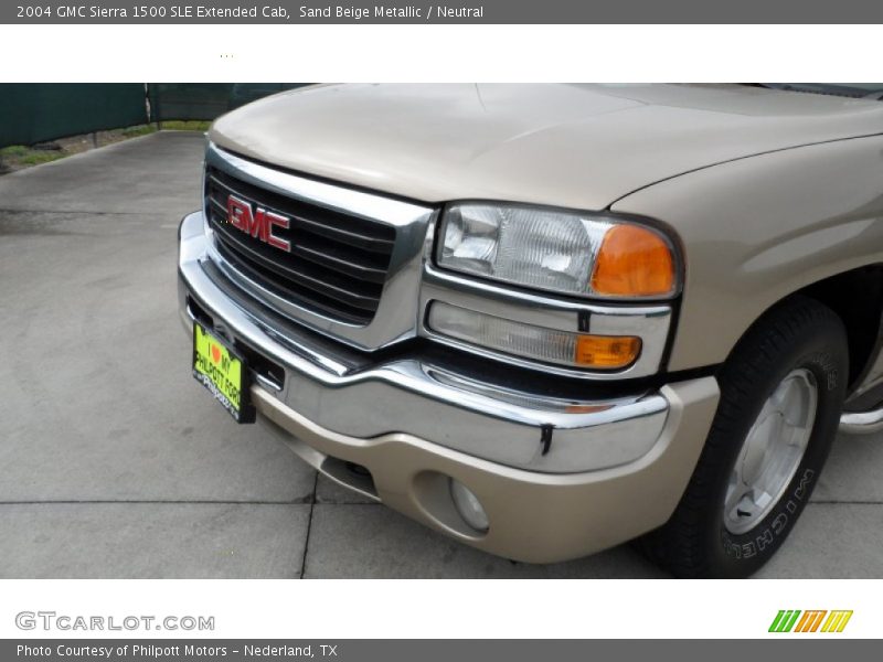 Sand Beige Metallic / Neutral 2004 GMC Sierra 1500 SLE Extended Cab