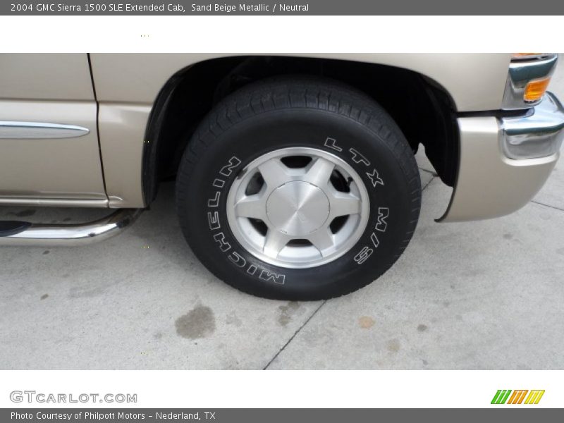 Sand Beige Metallic / Neutral 2004 GMC Sierra 1500 SLE Extended Cab