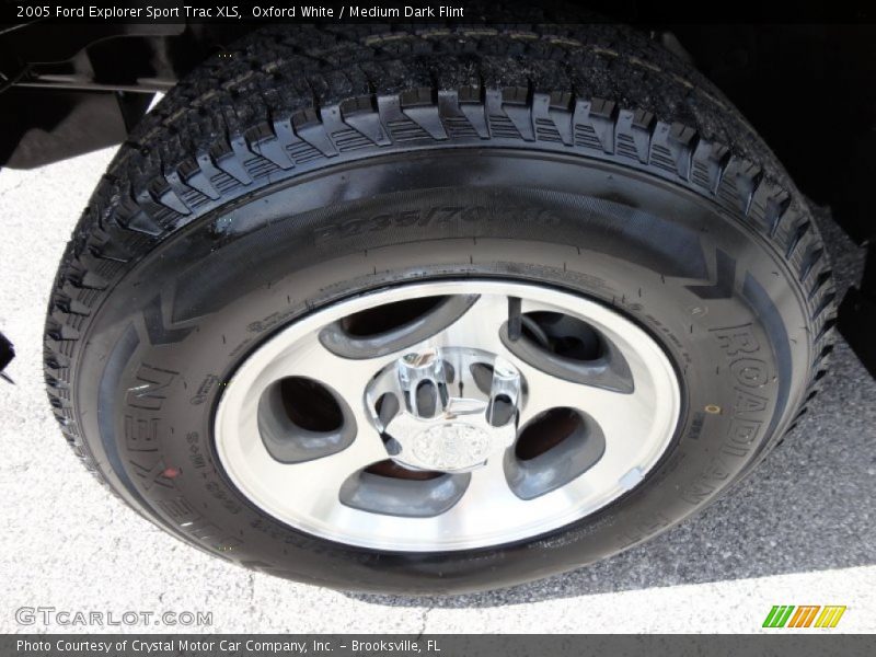 Oxford White / Medium Dark Flint 2005 Ford Explorer Sport Trac XLS
