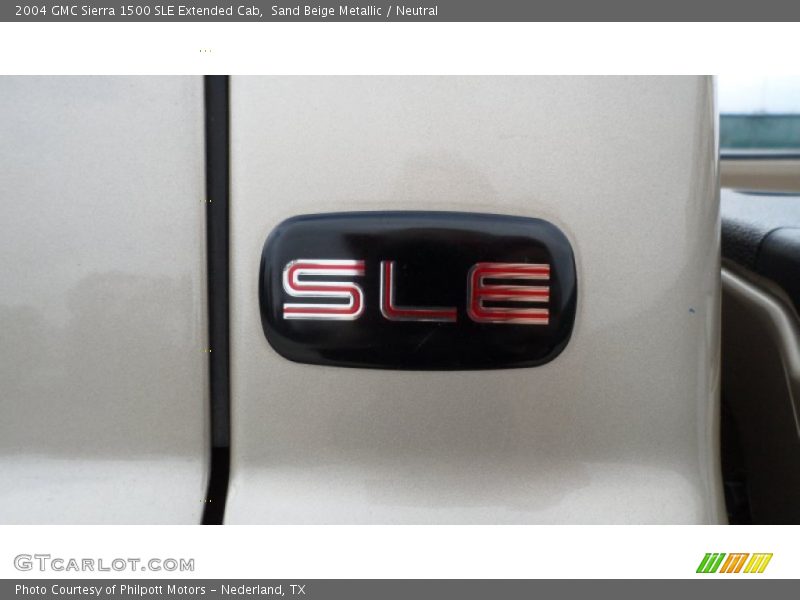 Sand Beige Metallic / Neutral 2004 GMC Sierra 1500 SLE Extended Cab