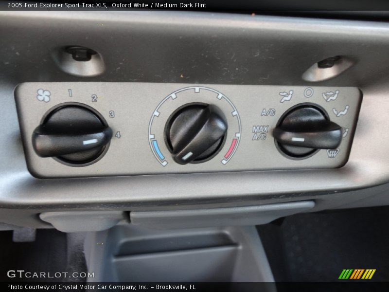 Oxford White / Medium Dark Flint 2005 Ford Explorer Sport Trac XLS