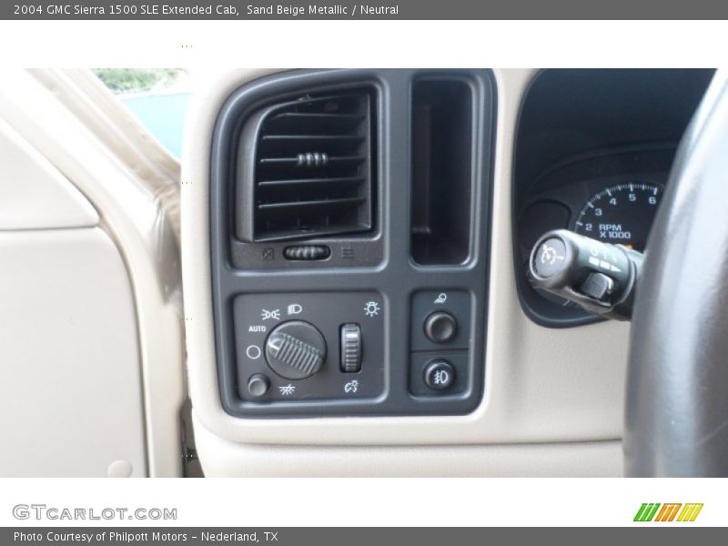 Sand Beige Metallic / Neutral 2004 GMC Sierra 1500 SLE Extended Cab