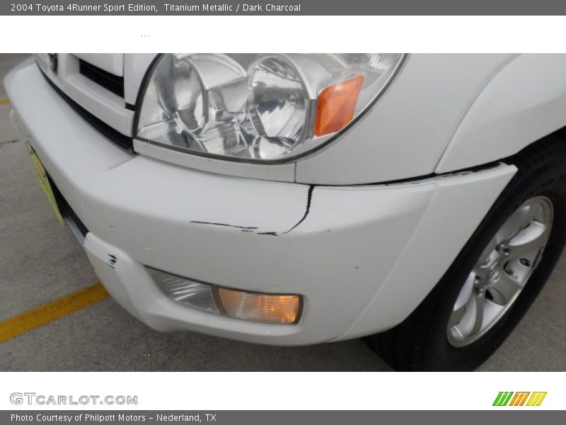 Titanium Metallic / Dark Charcoal 2004 Toyota 4Runner Sport Edition