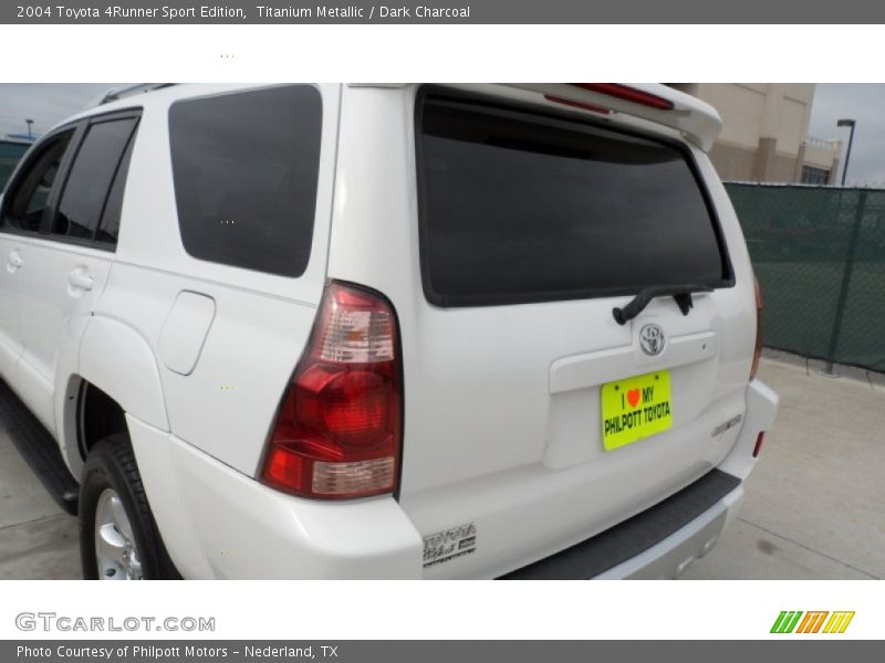 Titanium Metallic / Dark Charcoal 2004 Toyota 4Runner Sport Edition