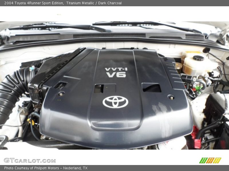 Titanium Metallic / Dark Charcoal 2004 Toyota 4Runner Sport Edition