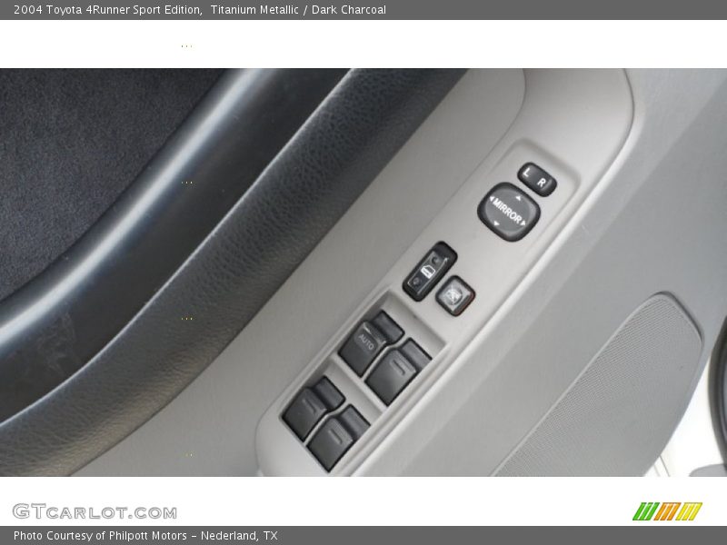 Titanium Metallic / Dark Charcoal 2004 Toyota 4Runner Sport Edition