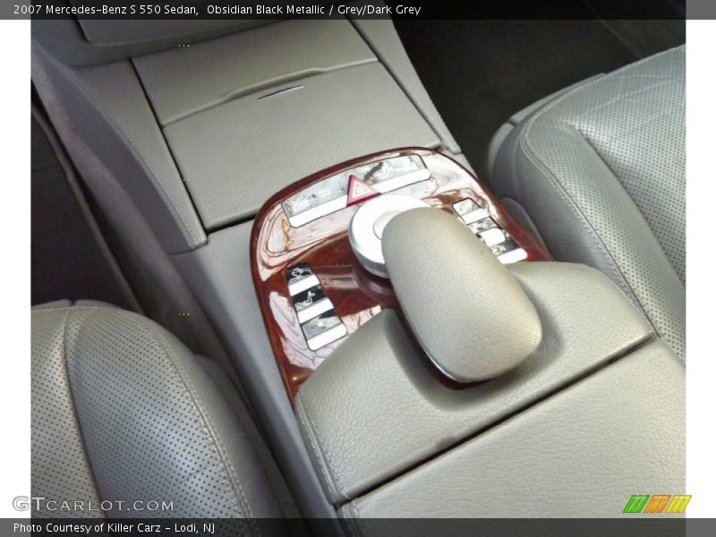 Obsidian Black Metallic / Grey/Dark Grey 2007 Mercedes-Benz S 550 Sedan